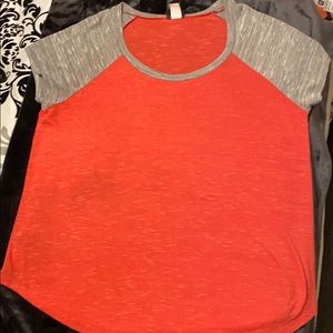 Torrid Coral and Grey Tee Size 0